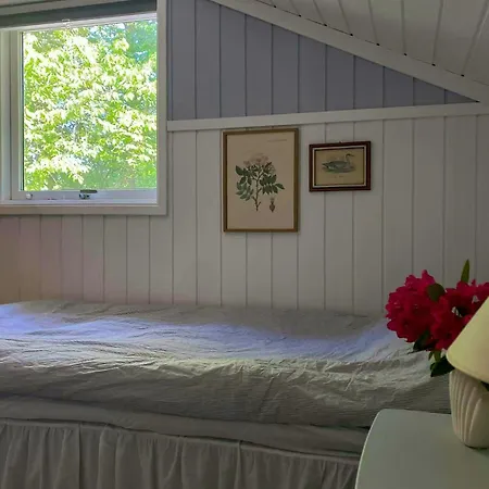 Dom wakacyjny Light Wood House Near Private In Gilleleje
